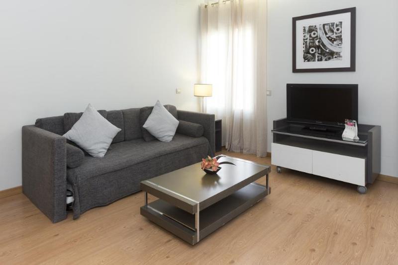 Amister Apartments Барселона Экстерьер фото